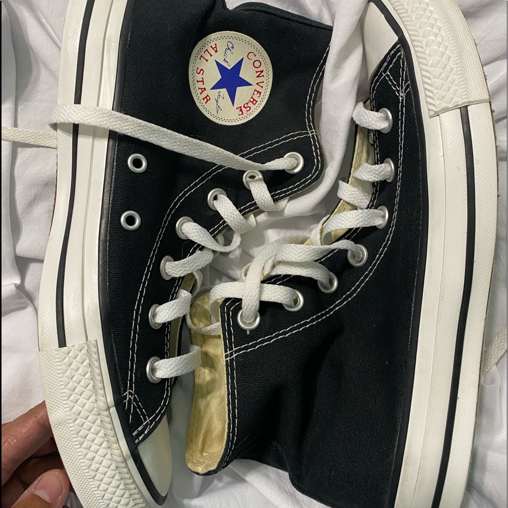 Men size 6 converse